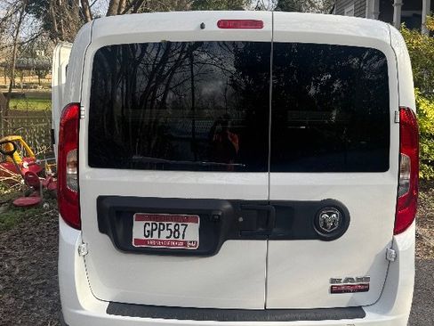 Used 2019 RAM ProMaster City Tradesman SLT image 4