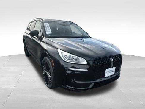 Used 2023 Lincoln Corsair Reserve w/ Equipment Group 201A AWD/4WD image 2