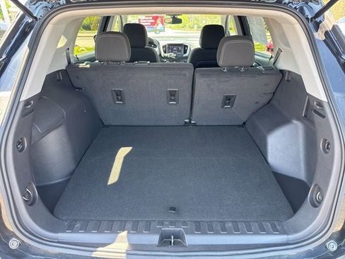Used 2023 GMC Terrain SLE w/ Driver Convenience Package FWD image 20