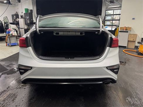 Used 2020 Kia Forte LXS image 13