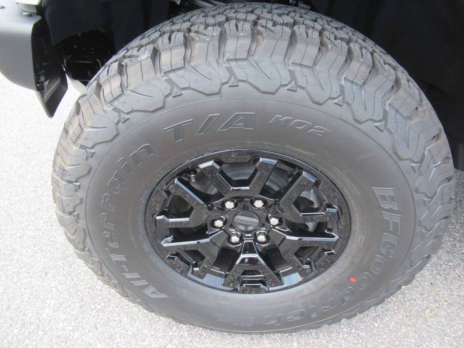 New 2026 Ford Bronco Raptor AWD/4WD image 9