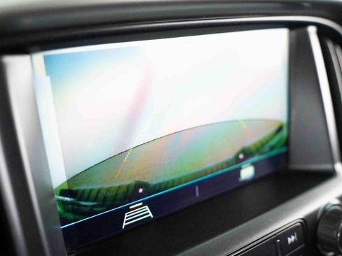 Used 2021 Chevrolet Colorado LT w/ Safety Package image 32