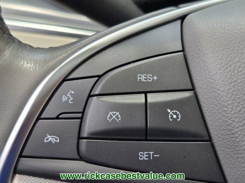 Used 2024 Cadillac XT5 Premium Luxury FWD image 31