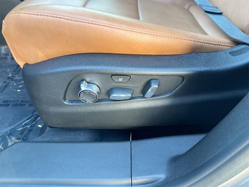 Used 2025 Cadillac XT4 Sport image 14