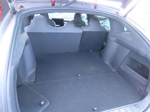 Used 2023 Tesla Model X image 12