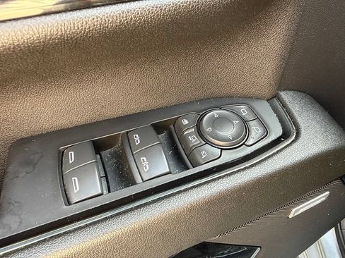 Used 2024 GMC Sierra 2500 AT4 w/ AT4 Premium Plus Package AWD/4WD image 16
