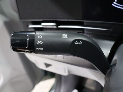 Used 2025 Hyundai Kona SEL image 38