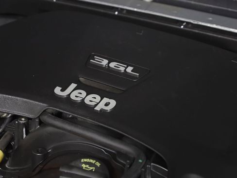 Used 2020 Jeep Gladiator Sport w/ Quick Order Package 24S image 21