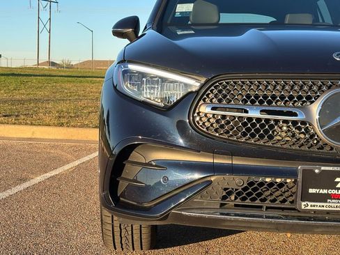 Used 2023 Mercedes-Benz GLC 300 4MATIC image 4