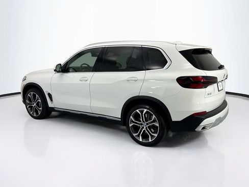 Certified 2026 BMW X5 sDrive40i w/ Climate Comfort Package RWD image 7