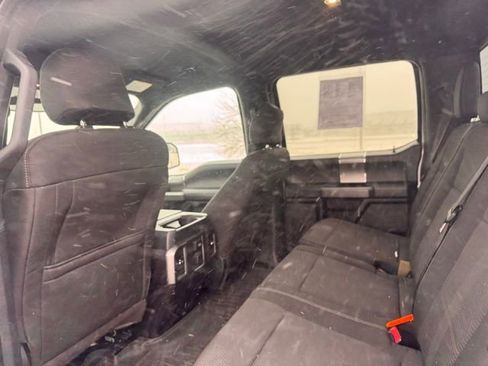 Used 2015 Ford F150 XLT w/ Equipment Group 302A Luxury image 29