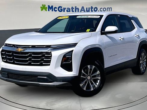 Used 2025 Chevrolet Equinox LT AWD/4WD image 3