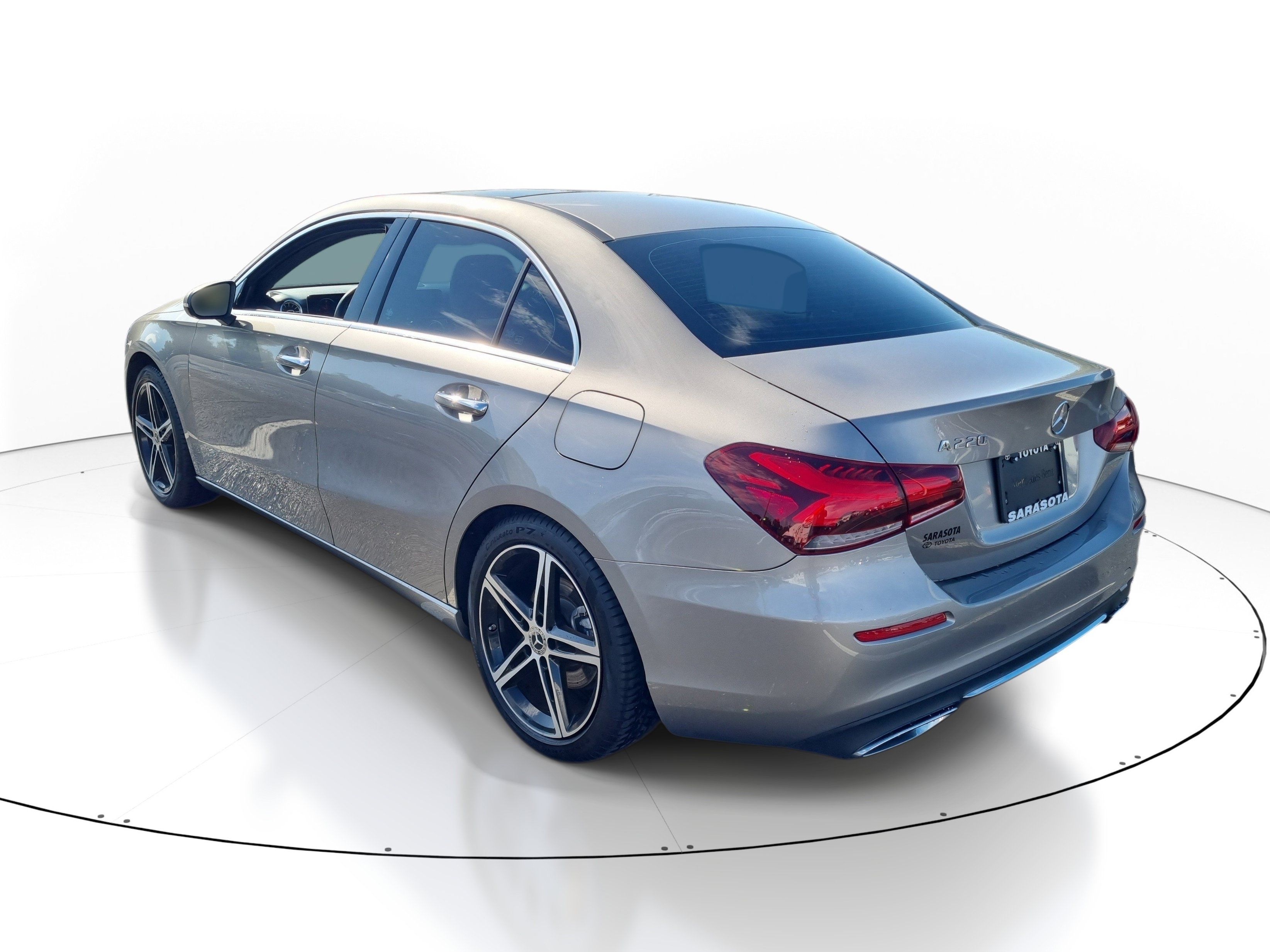 Used 2019 Mercedes-Benz A 220 image 4