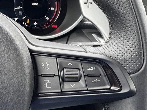 New 2025 Alfa Romeo Stelvio Sprint image 18