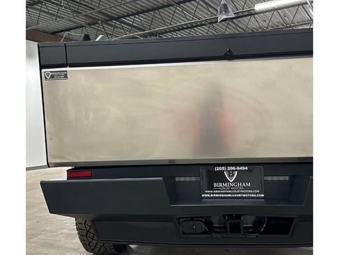 Used 2024 Tesla Cybertruck AWD Crew Cab image 16