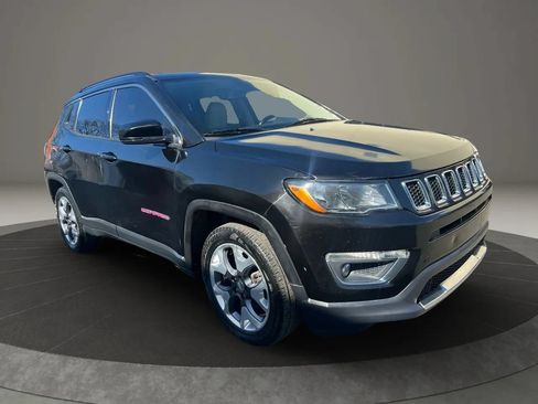 Used 2020 Jeep Compass Limited FWD image 3