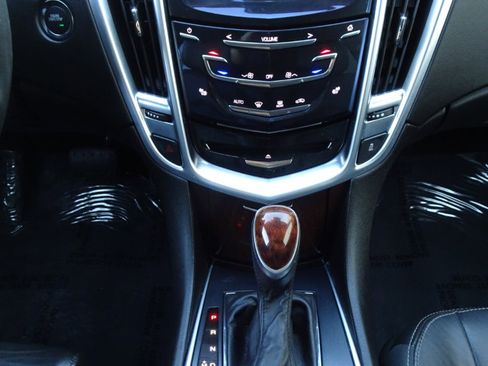 Used 2016 Cadillac SRX Luxury w/ Driver Awareness Package image 17