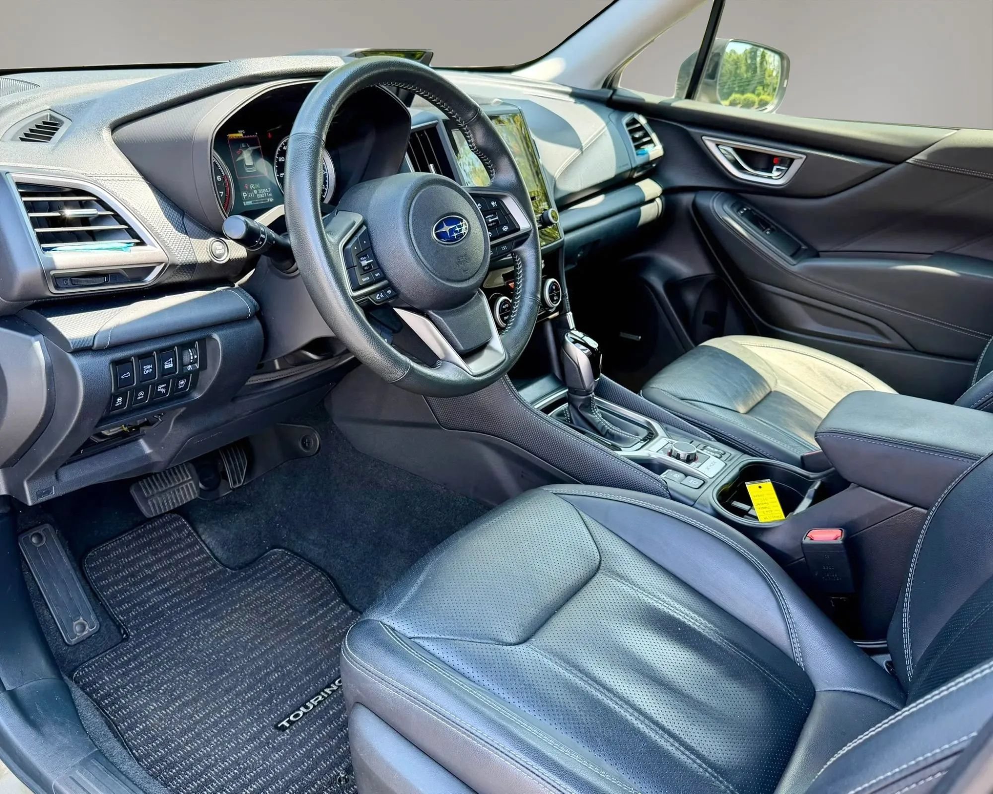 Used 2023 Subaru Forester Touring AWD/4WD image 12