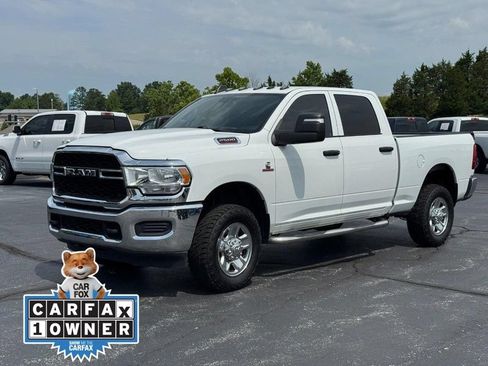Used 2024 RAM 2500 Tradesman w/ Chrome Appearance Group AWD/4WD image 9