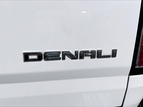 Used 2018 GMC Canyon Denali image 29
