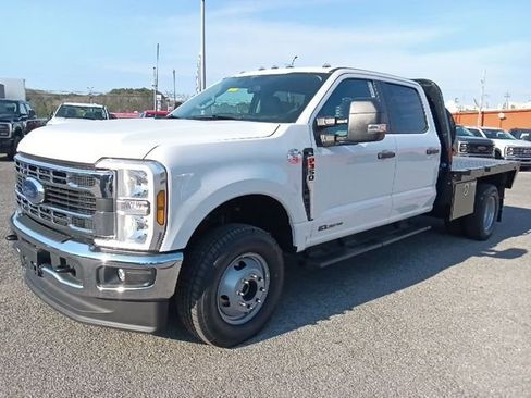 New 2026 Ford F350 XL w/ XL Chrome Package AWD/4WD image 7