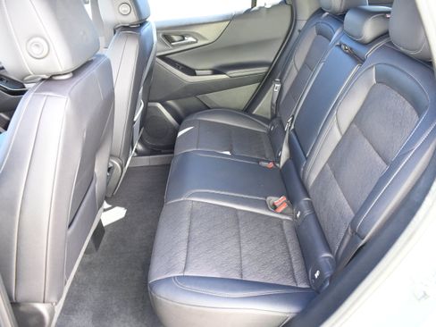 Used 2026 Chevrolet Equinox LT w/ Convenience Package II FWD image 21