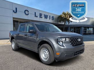 New 2025 Ford Maverick XL image 1