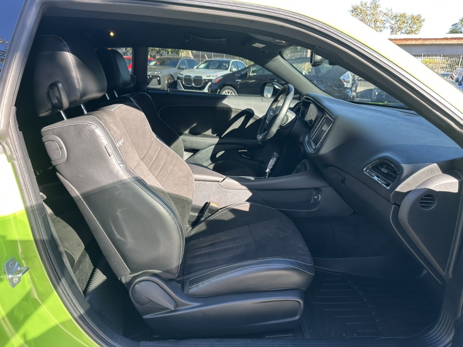 Used 2015 Dodge Challenger SRT Hellcat RWD image 18