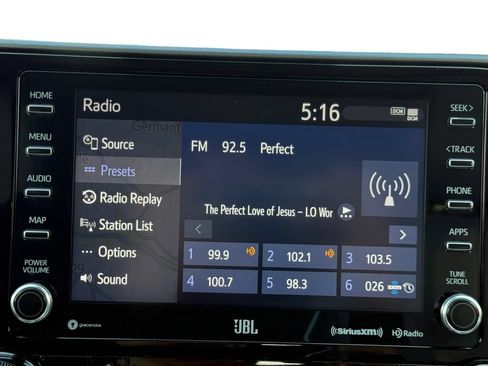 Used 2022 Toyota Highlander Limited FWD image 13