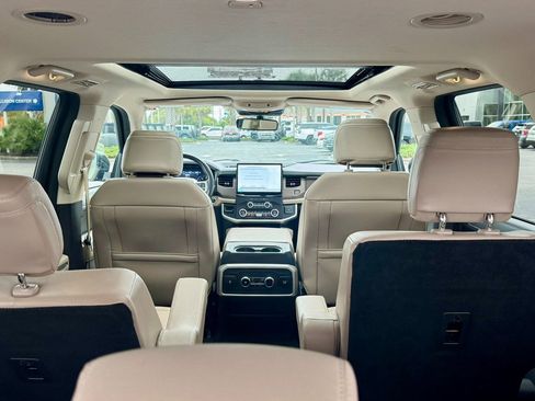 Certified 2024 Ford Expedition Limited image 16