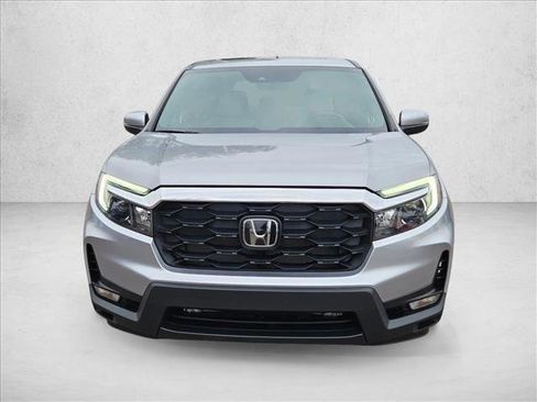 Used 2023 Honda Passport EX-L image 2