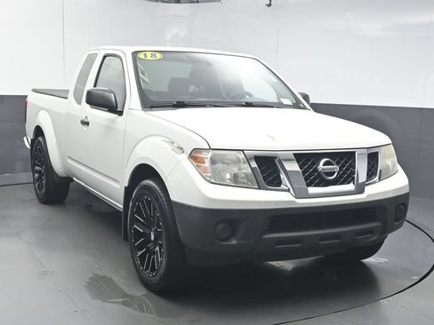 Used 2018 Nissan Frontier S RWD image 2