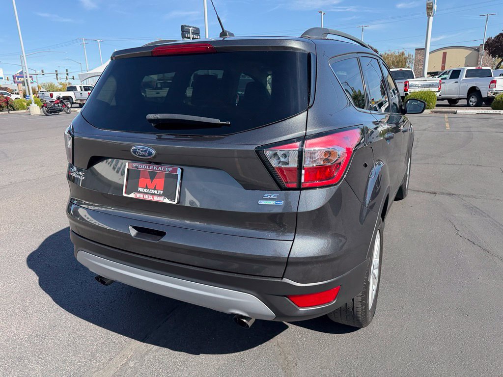 Used 2018 Ford Escape SE AWD/4WD image 5