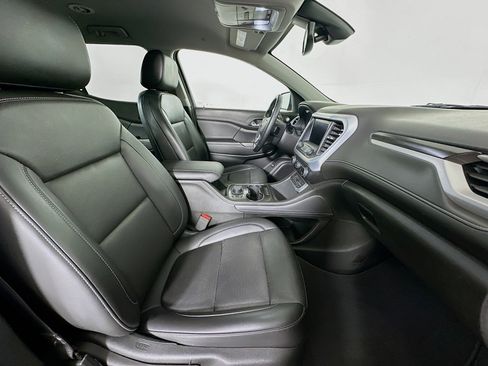 Used 2023 GMC Acadia SLT image 33