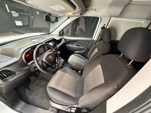 Used 2015 RAM ProMaster City Tradesman SLT FWD image 13