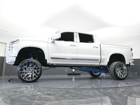 Used 2022 Chevrolet Silverado 1500 High Country image 77