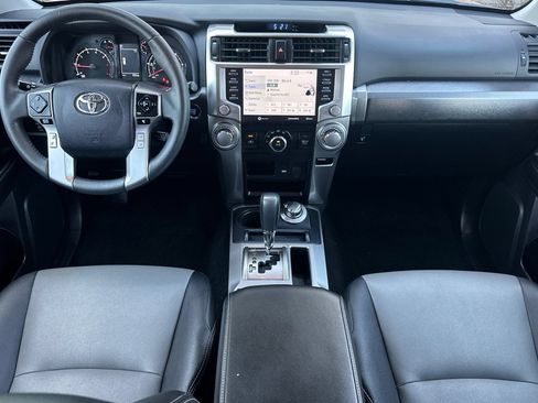 Used 2022 Toyota 4Runner SR5 Premium w/ Moonroof Package AWD/4WD image 13