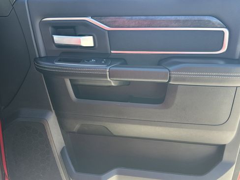 Used 2024 RAM 2500 Big Horn w/ Sport Appearance Package image 12