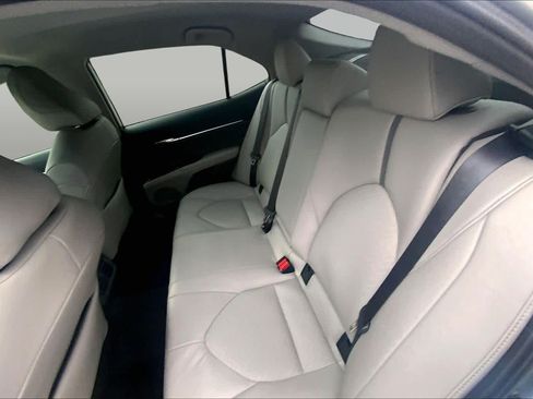 Used 2023 Toyota Camry XLE FWD image 20