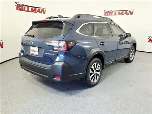 Certified 2025 Subaru Outback Premium image 2