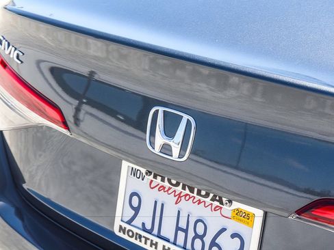 Certified 2024 Honda Civic Touring image 8
