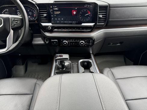 Used 2023 GMC Sierra 1500 SLT w/ SLT Premium Package image 19