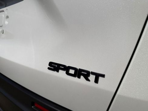 Used 2025 Honda HR-V Sport image 35