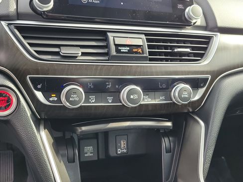 Used 2020 Honda Accord EX-L image 27