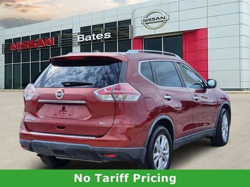 Used 2015 Nissan Rogue SV image 4