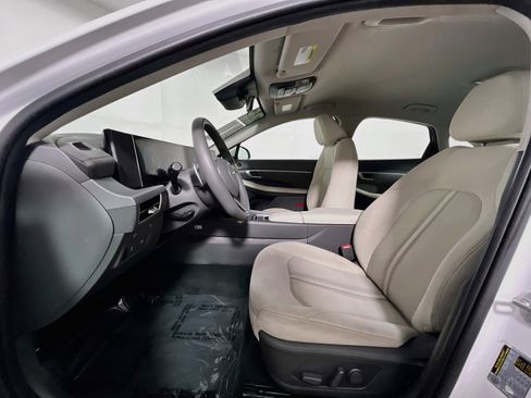 Used 2025 Hyundai Sonata SEL FWD image 15