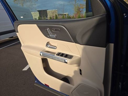New 2026 Mercedes-Benz GLB 250 4MATIC image 20
