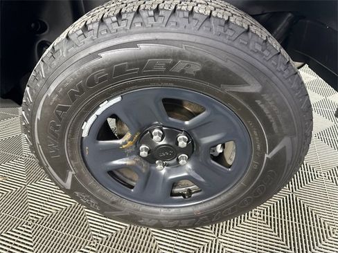 Certified 2019 Jeep Wrangler Unlimited Sport image 5