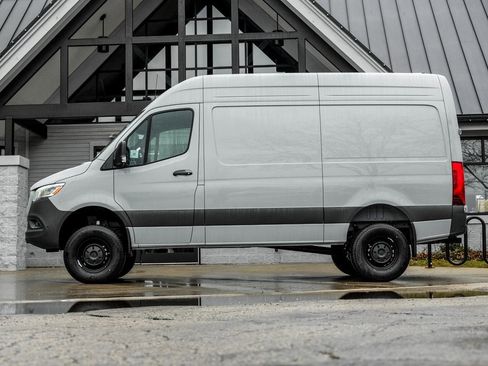 New 2026 Mercedes-Benz Sprinter 144 Cargo image 3