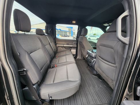 Used 2022 Ford F150 XLT w/ Equipment Group 302A High image 16